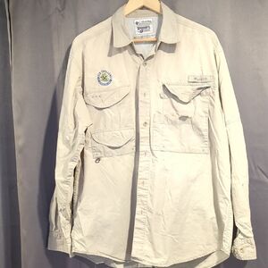 Columbia Men's Beige Ultralight Shirt Size L